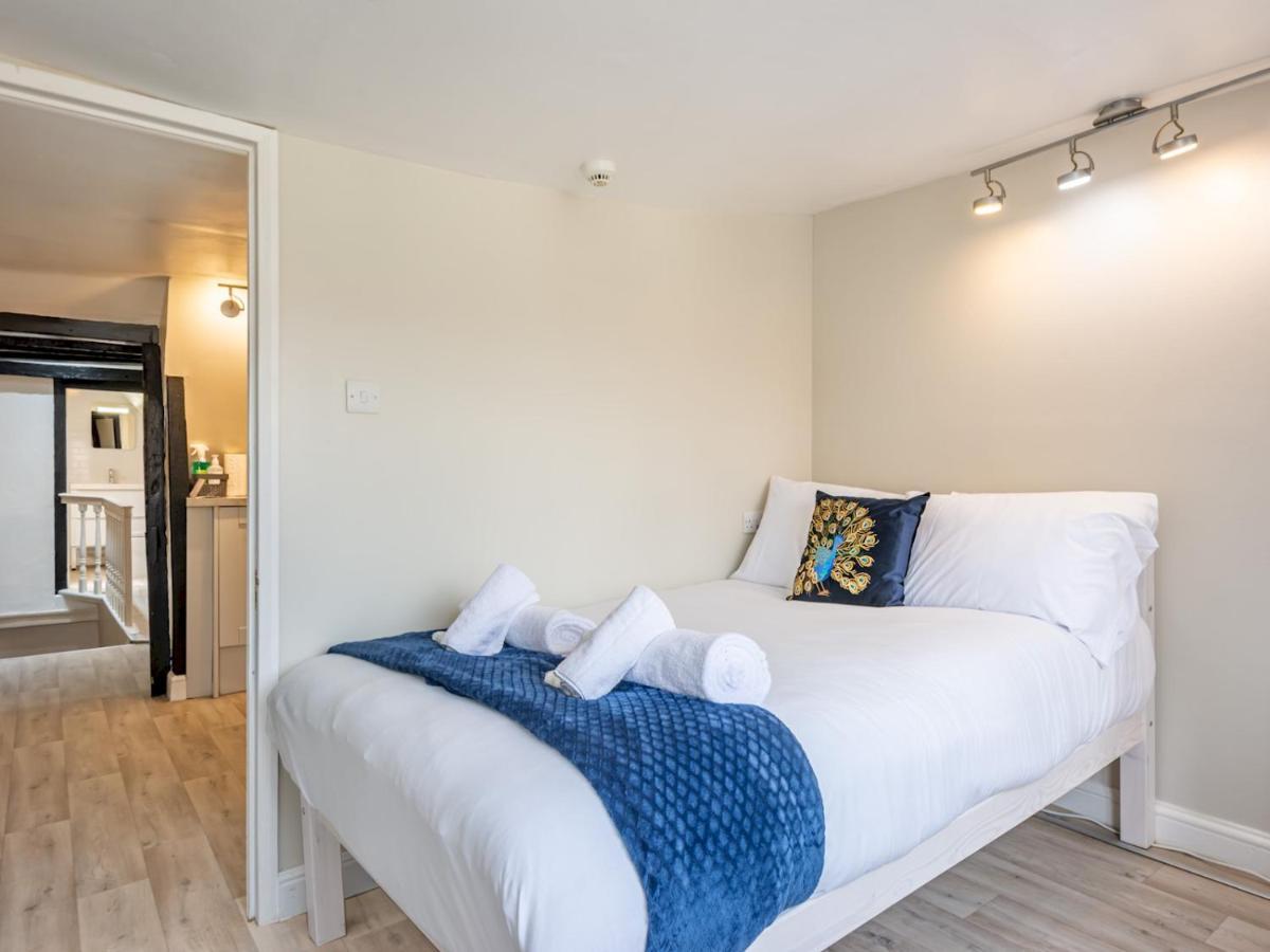 Pass The Keys Renovated Apartment In The Centre Of แคนเทอร์เบอรี ภายนอก รูปภาพ
