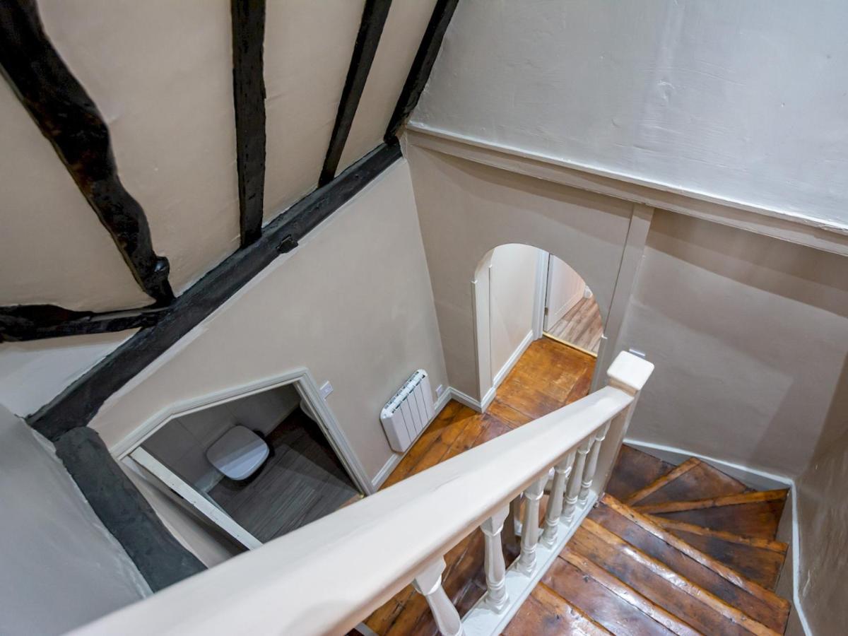 Pass The Keys Renovated Apartment In The Centre Of แคนเทอร์เบอรี ภายนอก รูปภาพ